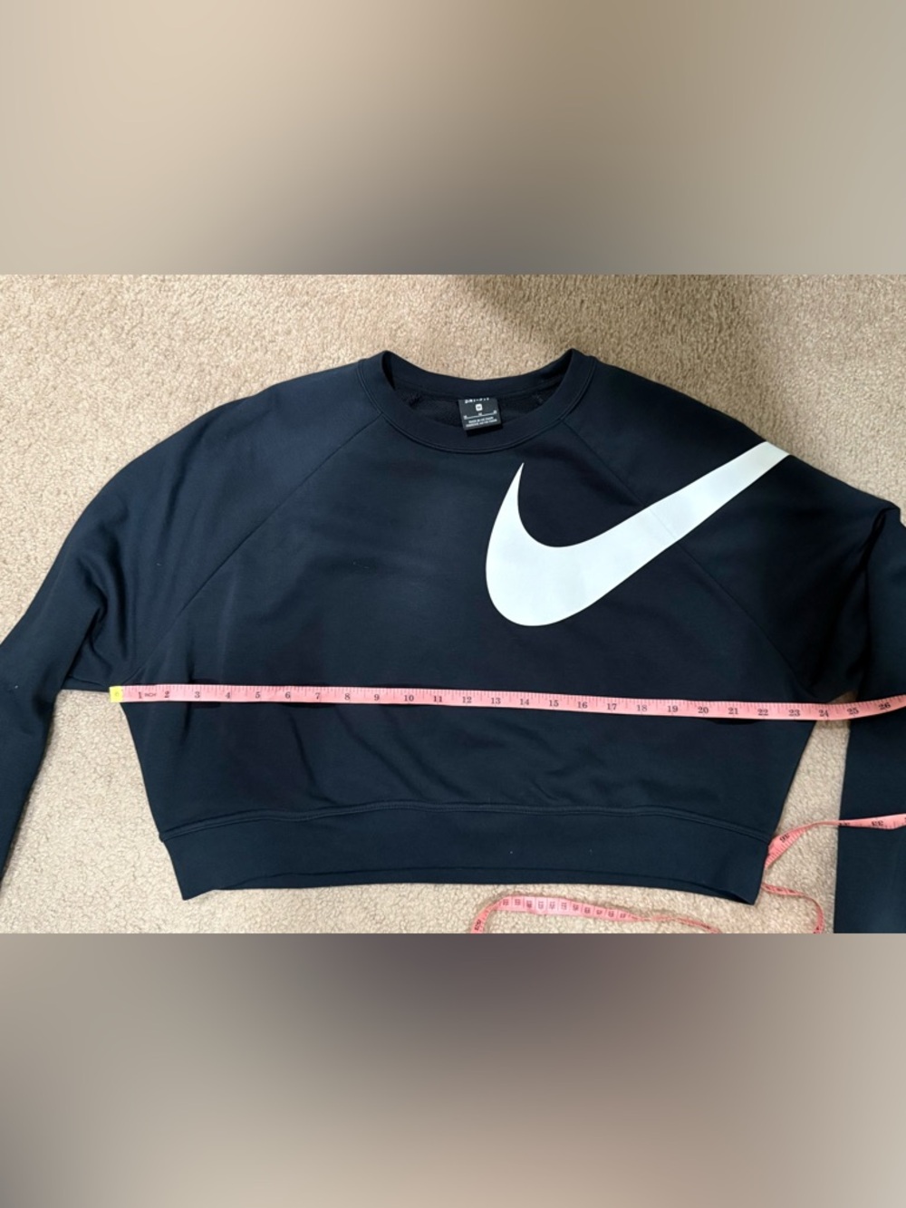 Nike Black Cropped Sweatshirt with White Swoosh Accent - Picture 4 of 5